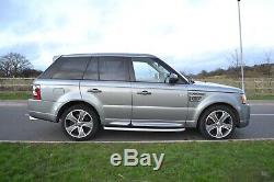 2011 Land Rover Range Rover Sport 3.0 TDV6 AUTOBIOGRAPHY SPORT + LOW MILEAGE