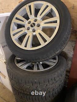 Range rover vogue 20 alloys and tyres