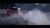 Range Rover Sport Racing Une Chute D'eau Dans Le Défi De Fuite